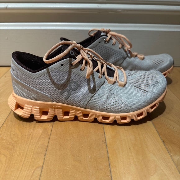 On Cloud Cloud X Running Shoes *Like New, Worn Once* - Picture 2 of 5